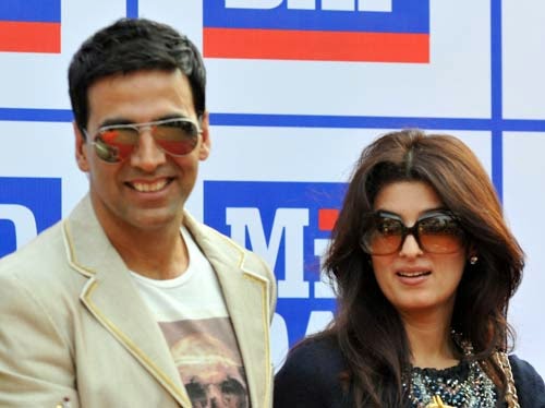 Akshay kumar twinkle khanna hot images xxx Playboy tv sex lives